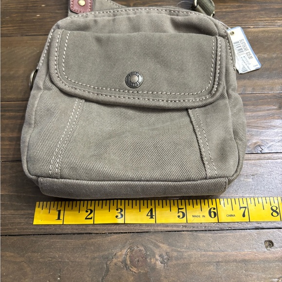 Fossil Reagan Traveler Crossbody Bag in Olive Green - Picture 7 of 8